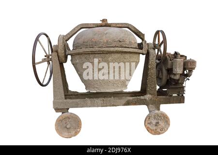 Alte und schmutzige Zementmischer auf natürlichem Licht. Stockfoto