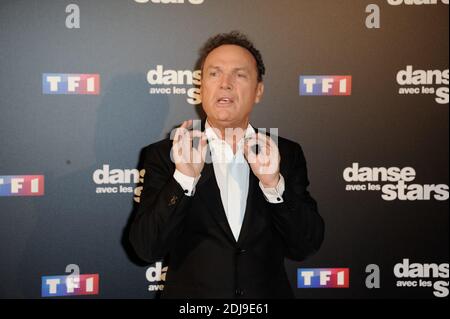 Julien lepers pose au photocall Danse avec les Stars a TF1 a Paris, France, le 28 septembre 2016. Foto von Alban Wyters/ABACAPRRESS.COM Stockfoto