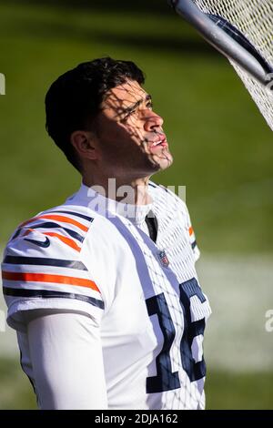 Chicago, Illinois, USA. Dezember 2020. - Bears #16 Pat O'Donnell macht eine Pause während des NFL-Spiels zwischen den Houston Texans und Chicago Bears im Soldier Field in Chicago, IL. Fotograf: Mike Wulf. Kredit: csm/Alamy Live Nachrichten Stockfoto