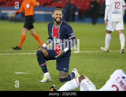 Neymar Jr von PSG während der französischen Meisterschaft Ligue 1 Fußballspiel zwischen Paris Saint-Germain (PSG) und Olympique Lyonnais / LM Stockfoto