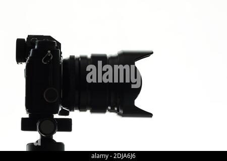 Digitale Fotokamera Silhouette auf weißem Hintergrund. Stockfoto