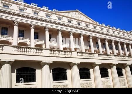 Carlton House Terrace in London England Großbritannien gebaut 1827-32 AS Georgian Reihenhaus und königliche Residenz für George 1V Und ist eine beliebte Reise des Stockfoto