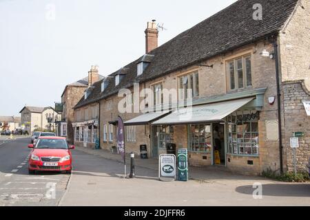 Eine lokale Metzgerei in Bampton, West Oxfordshire, Großbritannien, am 19. Oktober 2020 Stockfoto