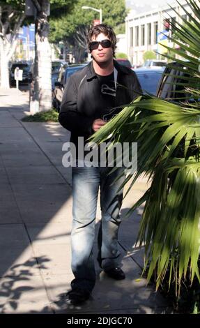 Brandon Davis kommt am Ivy in Los Angeles, ca. 01/13/06 Stockfoto