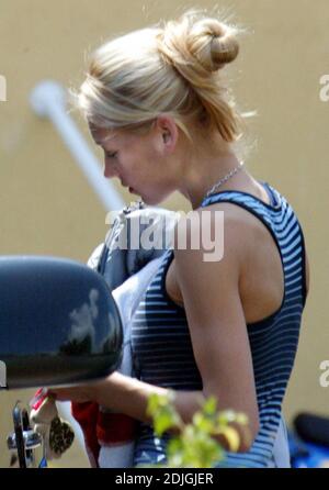 Exklusiv!! Anna Kournikova arbeitet auf Miami Beach FL. Möglicherweise in Vorbereitung für das bevorstehende Nasdaaq Turnier 03/19/06 Stockfoto