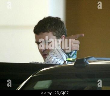 Exklusiv!! Justin Timberlake fliegt zu einer Sony/BMG-Konferenz in einem Hotel in Miami, FL, 21/06. März Stockfoto