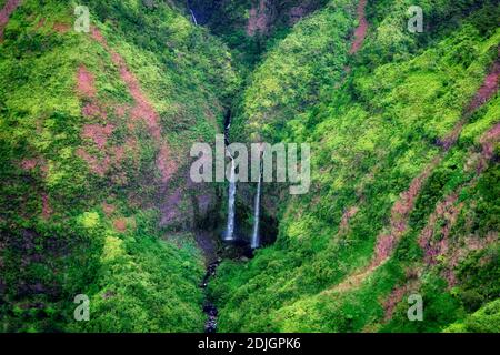 Wasserfälle aus der Luft. Kauai, Hawaii Stockfoto