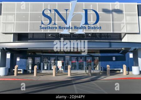 Las Vegas, NV, USA. Dezember 2020. Las Vegas erhält erste Covid-19-Sendung im Southern Nevada Health District in Las Vegas, Nevada, 14. Dezember 2020. Kredit: Dee Cee Carter/Media Punch/Alamy Live Nachrichten Stockfoto