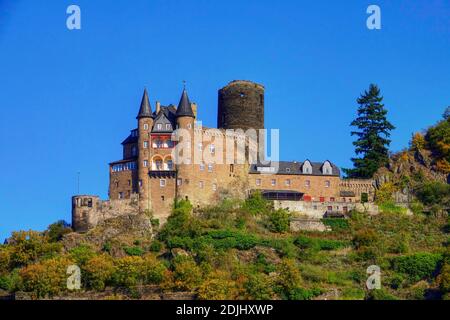 Schloss Katz oberhalb von St. Goarshausen, Rheintal, Rheinland-Pfalz, Deutschland Stockfoto