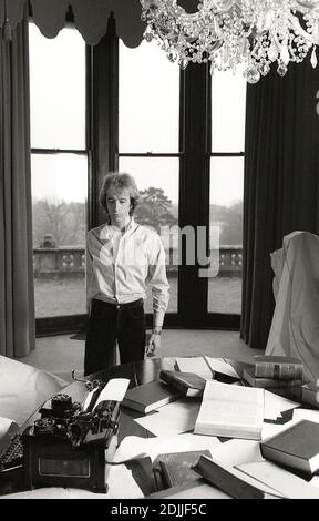 Robin Gibb macht das Video für seine Single-Veröffentlichung 'Juliet' 03/1983 Stockfoto