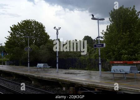 Bahnsteig am Bahnhof Dartford. Mick Jagger und Keith Richards die Gründungsmitglieder der Band The Rolling Stones trafen sich zum ersten Mal. Stockfoto