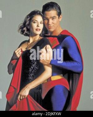 LOIS & CLARK: DIE NEUEN ABENTEUER DER SUPERMAN Warner Bros. Television Serie 1993-97 mit Dean Cain und Teri Hatcher Stockfoto