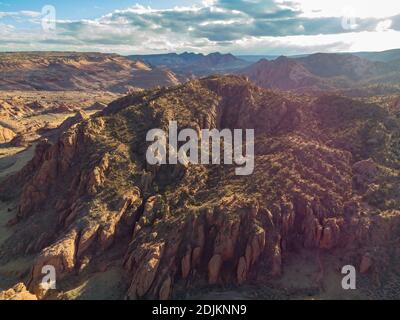 Luftaufnahme der schönen Landschaft um Vermilion Cliffs National Monument in Utah Stockfoto
