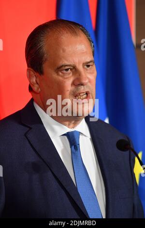 Der erste Sekretär der Sozialistischen Partei, Jean-Christophe Cambadelis, hält seine Rede während einer Pressekonferenz nach der Nationalversammlung der Sozialistischen Partei Frankreichs am 02. Oktober 2016 in Paris. Foto von Francois Pauletto/ABACAPRESS.COM Stockfoto