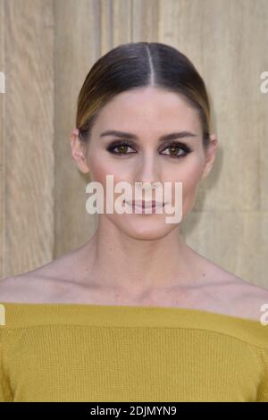 Olivia Palermo Teilnahme an der Valentino Show als Teil der Paris Fashion Week Ready to Wear Frühjahr / Sommer 2017 am 02. Oktober 2016 in Paris, Frankreich. Foto von Alban Wyters/ABACAPRESS.COM Stockfoto