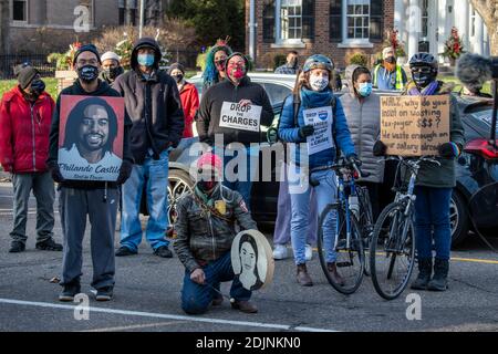 St. Paul, Minnesota. Gouverneure Villa. Demonstranten wollen Gerechtigkeit und respektieren das Recht zu protestieren und alle Anschuldigungen gegen die jüngsten Proteste fallen zu lassen Stockfoto
