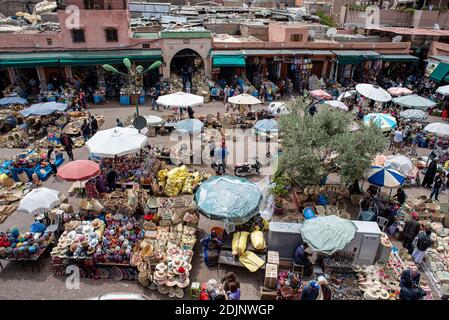 Marrakesch, Marokko, Afrika - 30. April 2019: Dächer von Marrakesch Stockfoto