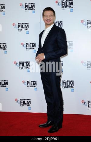 Jeremy Renner bei der Photocall of Arrival im Rahmen des BFI London Film Festival in London, Großbritannien am 11. Oktober 2016. Foto von Aurore Marechal/ABACAPRESS.COM Stockfoto