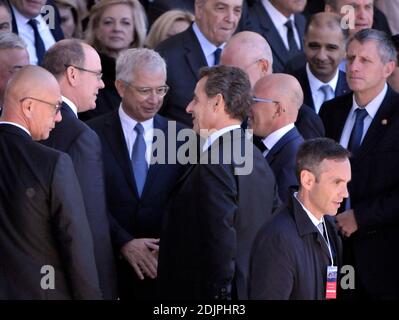 Nicolas Sarkozy, Claude Bartolone und Prinz Albert II. Von Monaco nahmen am 15. oktober 2016 an der Nationalen Zeremonie für die 86 Opfer des Terroranschlags von Nizza am 14. Juli 2016 im Colline du Château in Nizza, Südfrankreich, Teil. Minister und Politiker nahmen vor rund 2000 Menschen, darunter die Opferfamilien und Rettungskräfte, an der Zeremonie Teil. Foto von Pierre Rousseau/CIT'images/ABACAPRESS.COM Stockfoto
