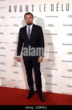 DER US-Schauspieler Leonardo DiCaprio posiert, als sie zur Pariser Premiere des Dokumentarfilms "Before the Flood" am 17. Oktober 2016 in Paris eintreffen. Foto von Eliot Blondt/ABACAPRESS.COM Stockfoto