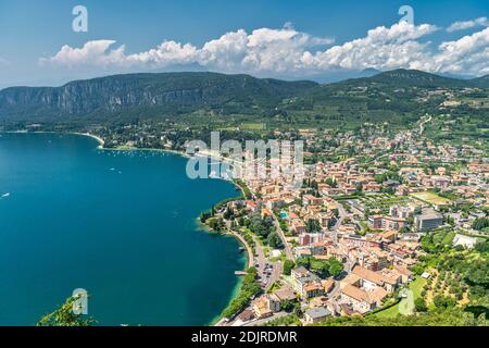 Garda on Lake Garda, Verona Province, Veneto, Italy. View from the summit of Rocca Vecchia to Lake Garda and the village of Garda Stock Photo
