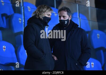 Genua, Italien. Dezember 2020. Genova, Italien, Luigi Ferraris Stadion, 13. Dezember 2020, Pavel Nedved, juventus Vice President und Fabio Patrici, Geschäftsführer, Football Area während Genua CFC vs Juventus FC - Italian Football Serie A Spiel Credit: Danilo Vigo/LPS/ZUMA Wire/Alamy Live News Stockfoto