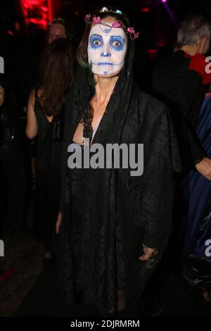 Adeline Blondieau lors du 'Bal des Vampires' au Pavillon Champs-Elysee a Paris, France, le 31 octobre 2016. Foto von Jerome Domine/ABACAPRESS.COM Stockfoto