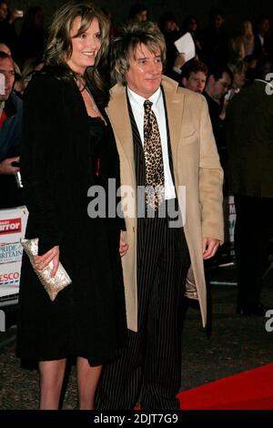 Rod Stewart und Penny Lancaster bei den „Pride of Britain Awards 2006“ im ITV London Television Centre. UK 11/06/2006. Stockfoto