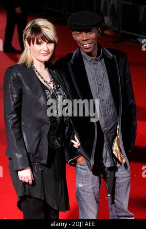 Maxi Jazz und DJ Sister Bliss aus Faithless bei den World Music Awards 2006, Earl's Court, London. VEREINIGTES KÖNIGREICH. 11/15/2006. Stockfoto