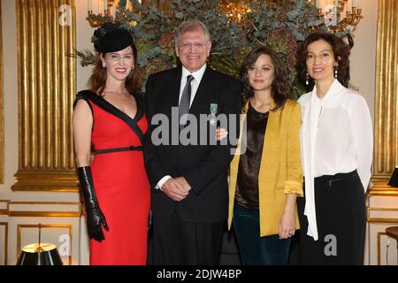 Robert Zemeckis and his wife Leslie Zemeckis, Marion Cotillard and Culture Minister Audrey Azoulay attending the ceremony where Robert Zemeckis become 'Officier des Arts et des Lettres', in Paris, France on November 19, 2016. Photo by Jerome Domine/ABACAPRESS.COM Stock Photo