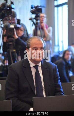 Der sozialistische erste Sekretär Jean-Christophe Cambadelis nimmt am 17. Dezember 2016 an einem Treffen über linke Vorwahlen mit dem Titel "Primaires Citoyennes" (Bürgervorwahlen) in Paris Teil. Foto von Francois Pauletto/ABACAPRESS.COM Stockfoto