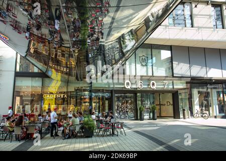 Deutschland, Baden-Württemberg, Stadt Mannheim.Einkaufsstraße Stockfoto