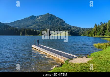 Deutschland, Bayern, Oberbayern, Oberland, Markt Schliersee, Kreis Spitzingsee, Spitzingsee gegen Brecherspitz Stockfoto