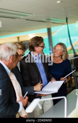 Unternehmen, die Menschen sprechen Stockfoto