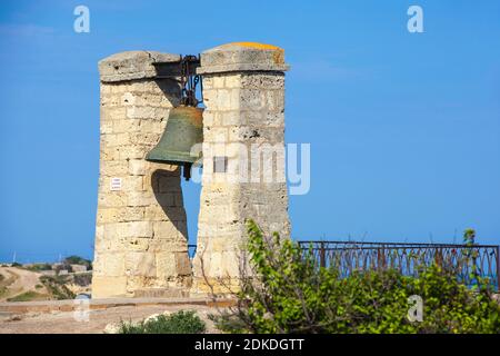 Ukraine, Krim, Sewastopol, Khersoness, Nebelglocke Stockfoto