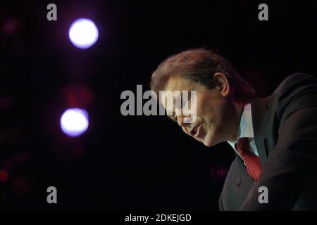 Der britische Premierminister Tony Blair hielt eine Rede vor der Frühjahrstagung der Labour Party im Scottish Exhibition and Conference Centre in Glasgow, Schottland. Stockfoto