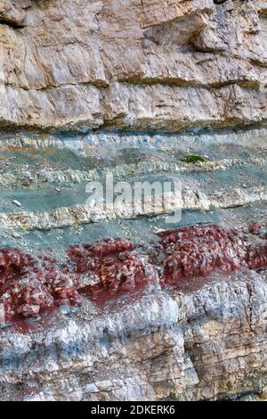 Close up detail on the rocks at the foots of Tofana di Rozes, Travenanzes formation, Dolomites, Cortina d'Ampezzo, Belluno, Veneto, Italy Stock Photo