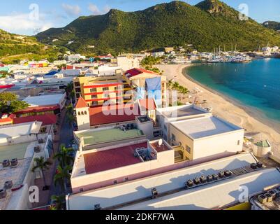 Panoramasicht auf die karibische Insel St.Maarten. Die Insel der Niederländer Sint Maaarten. Stockfoto