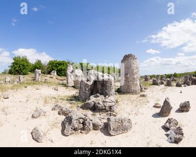 Eingeschagenen Kamani (Menhire, Steinwald) einzigartige Naturstein Phänomen, Varna, Bulgarien Stockfoto