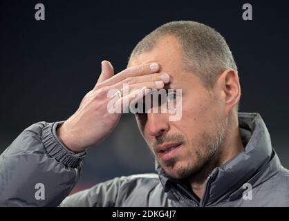 Berlin, Deutschland. Dezember 2020. Fußball: Bundesliga, Hertha BSC - FSV Mainz 05, Matchday 12 im Olympiastadion. Cheftrainer Jan-Moritz Lichter aus Mainz im Interview vor dem Spielbeginn. Quelle: Soeren Sache/dpa-Zentralbild/ZB - WICHTIGER HINWEIS: Gemäß den Bestimmungen der DFL Deutsche Fußball Liga und/oder des DFB Deutscher Fußball-Bund ist es untersagt, im Stadion und/oder des Spiels aufgenommene Fotos in Form von Sequenzbildern und/oder videoähnlichen Fotoserien zu verwenden oder zu verwenden./dpa/Alamy Live News Stockfoto