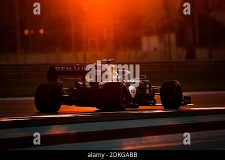 46 ZHOU Guanyu (Chi), Renault F1 Team RS20, Aktion während des Formel 1 Abu Dhabi Rookie Test 2020, am 15. Dezember 2020 auf dem Yas Marina Circuit, in Abu Dhabi - Foto Antonin Vincent / DPPI / LM Stockfoto