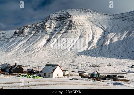 Winter Impression, Gásadalur, Várga Insel, Färöer Inseln Stockfoto
