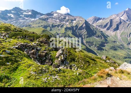 Blick vom Großglockner Hochalpenstraße zum Brennkogel, 3018, Spielmann, 3027 m, Nationalpark hohe Tauern, Salzburger Land, Kärnten, Österreich, Europa Stockfoto