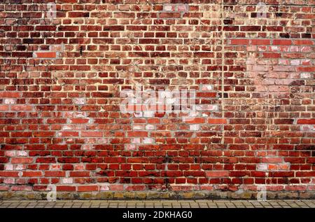 Rote Backsteinmauer, industrieller Hintergrund Stockfoto