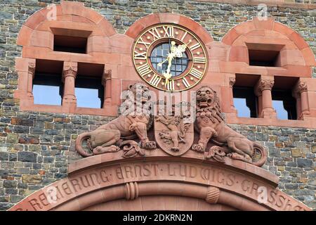 Die Nibelungenbrücke ist eine Sehenswürdigkeit von Worms Stockfoto