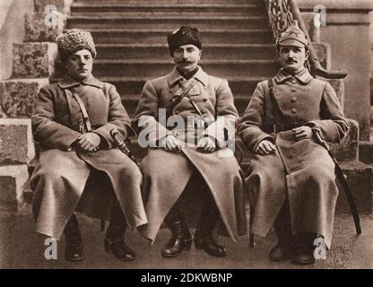 Revolutionsrat der 1. Kavallerie Rote Armee. Von links nach rechts: K. Woroschilow, S. Budyonny, E. Schtschadenko. 1919 Stockfoto