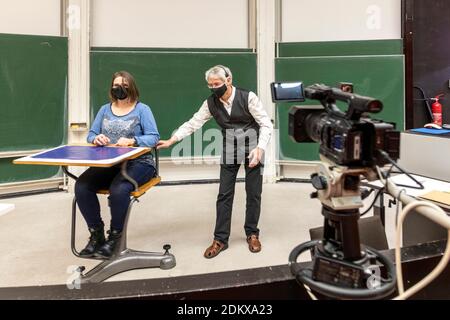 Online-Vorlesung Physik an der Technischen Universität Dortmund Während der COVID-19-Pandemie Stockfoto