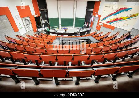 Online-Vorlesung Physik an der Technischen Universität Dortmund Während der COVID-19-Pandemie Stockfoto