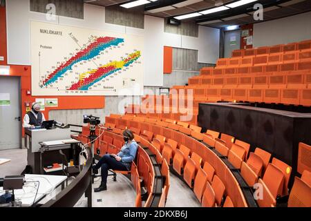 Online-Vorlesung Physik an der Technischen Universität Dortmund Während der COVID-19-Pandemie Stockfoto