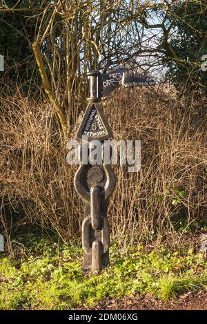 National Cycle Network Route 5 Schild auf dem Worcester und Birmingham Kanal in Kings Norton, Birmingham, Großbritannien Stockfoto